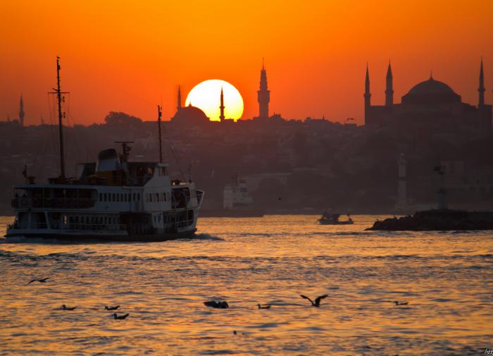 Турция привлекла 7,04 млн иностранных туристов в начале 2024 года